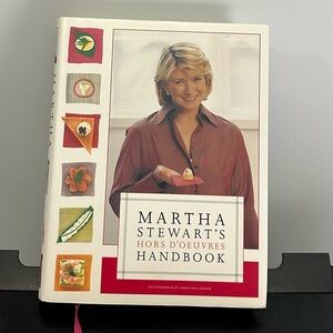 Martha Stewart's Hors D'Oeuvres Handbook